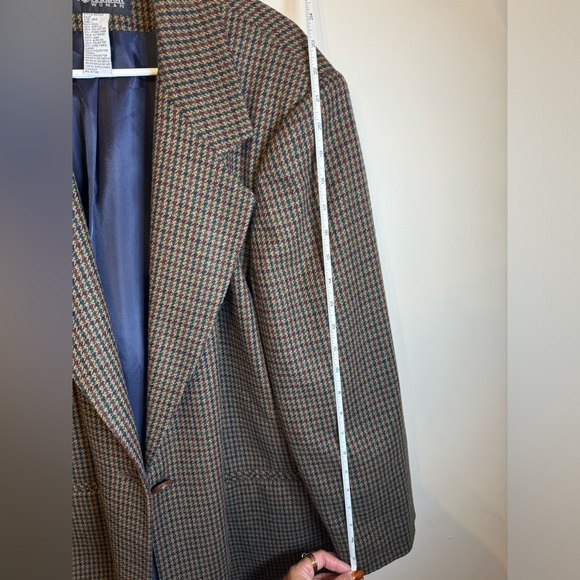 Beautiful Oversized Fall Blazer - Picture 7 of 8